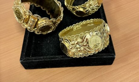 bracelets or avec pièces